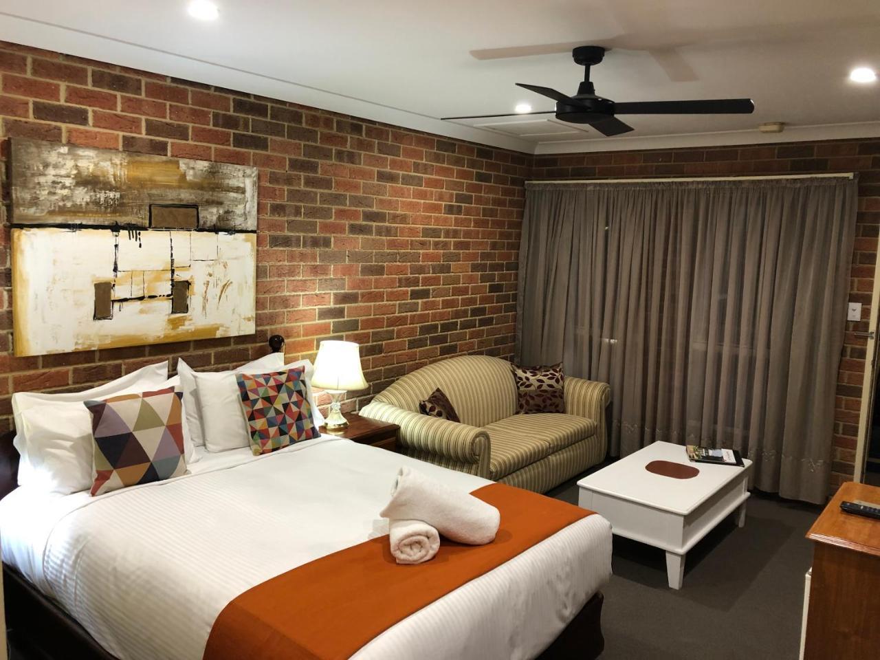 Aussie Rest Motel Cessnock Exterior photo